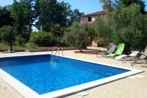 Family friendly apartments with a swimming pool Jadreski, Pula - 7292